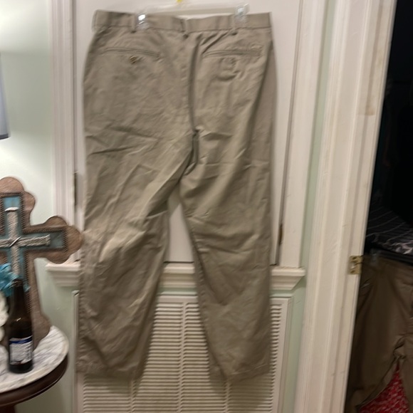 Khaki pants - Picture 3 of 3
